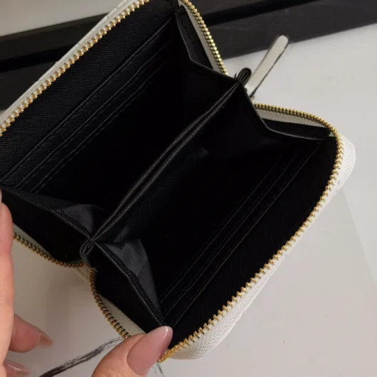 Гаманець Coach mini Quilted Pillow Essential Zip білий