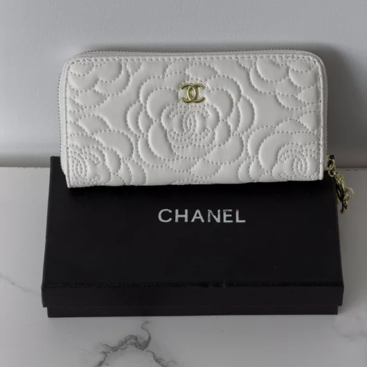 Гаманець Chanel Camellia білий
