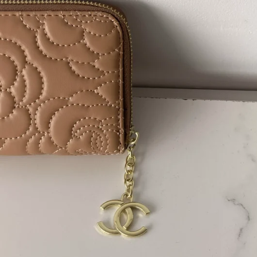 Гаманець Chanel Camellia бежевий