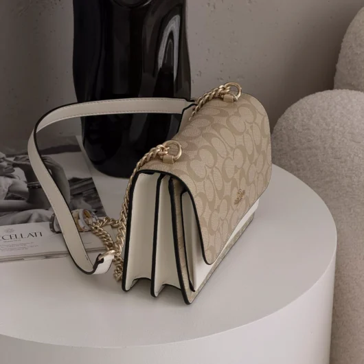Сумка Coach Mini Klare Crossbody in Signature Canvas молочно-білий