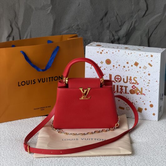 Сумка Louis Vuitton Capucines East-West Medium Premium червоний