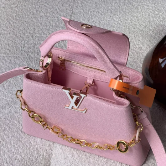 Сумка Louis Vuitton Capucines East-West Medium Premium рожевий