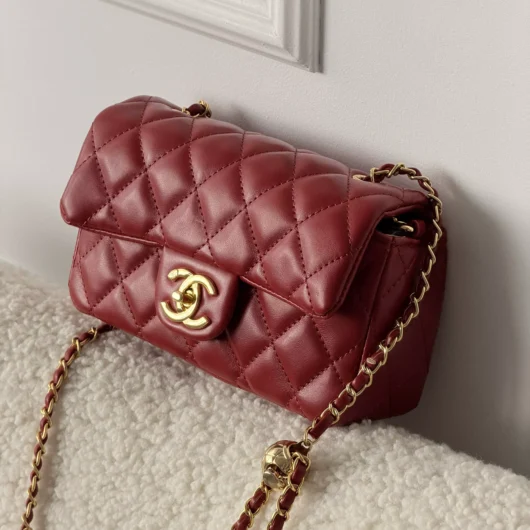 Сумка Chanel Classic Flap Mini Bag червоний