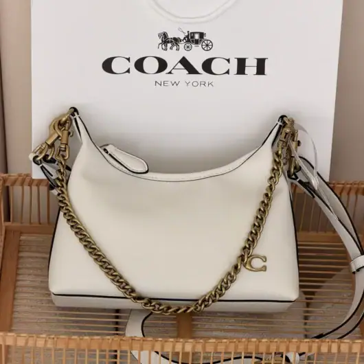 Сумка Coach Juliet Shoulder Classic Bag 25 Premium молочний + золото