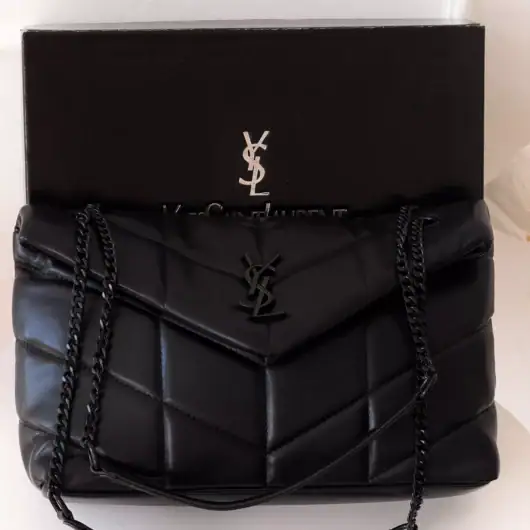 Сумка Yves Saint Laurent Loulou Puffer Medium чорний лого