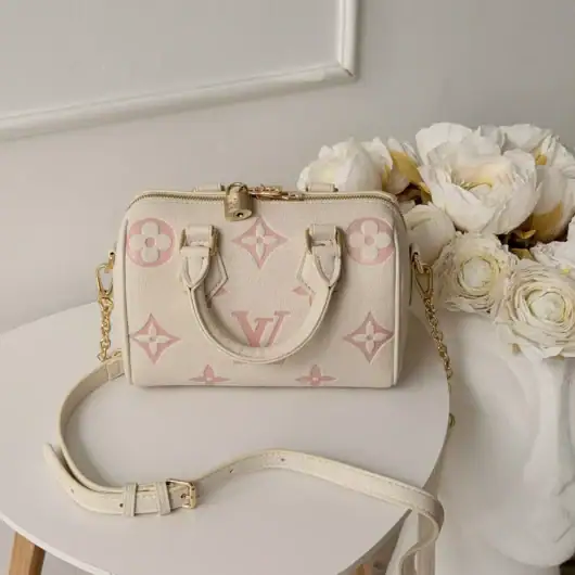 Сумка Louis Vuitton Nano Speedy Bandoulière 20 Premium молочно-рожевий