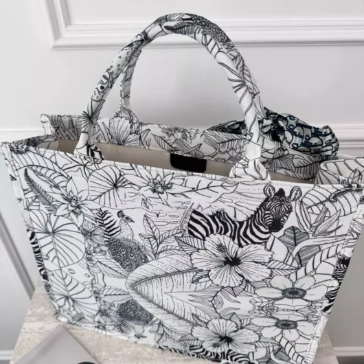 Шопер Christian Dior Large Book Tote Animal чорний
