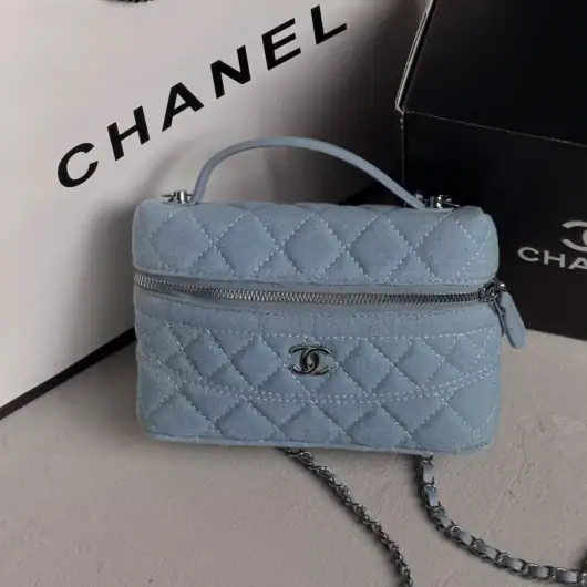 Сумочка Chanel LP 26 Vanity mini блакитний денім