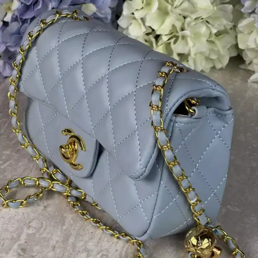 Сумка Chanel Classic Flap Mini Bag блакитний