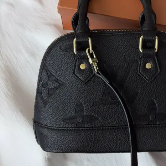 Сумка Louis Vuitton Alma BB Monogram Empreinte big logo чорний
