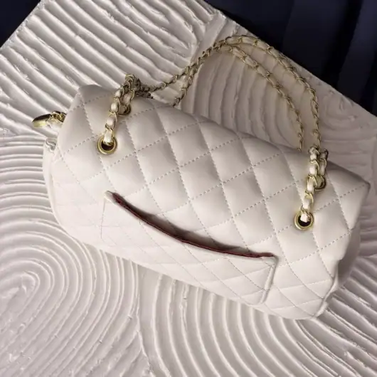Сумка Chanel classic S26 Zipper білий