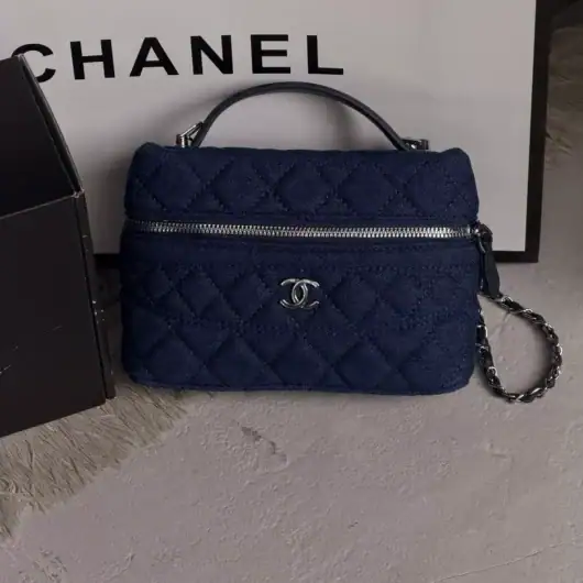 Сумочка Chanel LP 26 Vanity mini синій денім