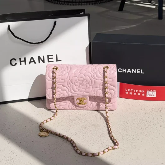 Жіноча сумка Chanel Classic Double Flap Bag Camellia рожевий золото