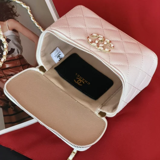 Сумка Chanel Vanity Case CC Double білий