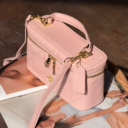 Сумка Coach Rainer Crossbody Bag 18 With Quilting рожевий