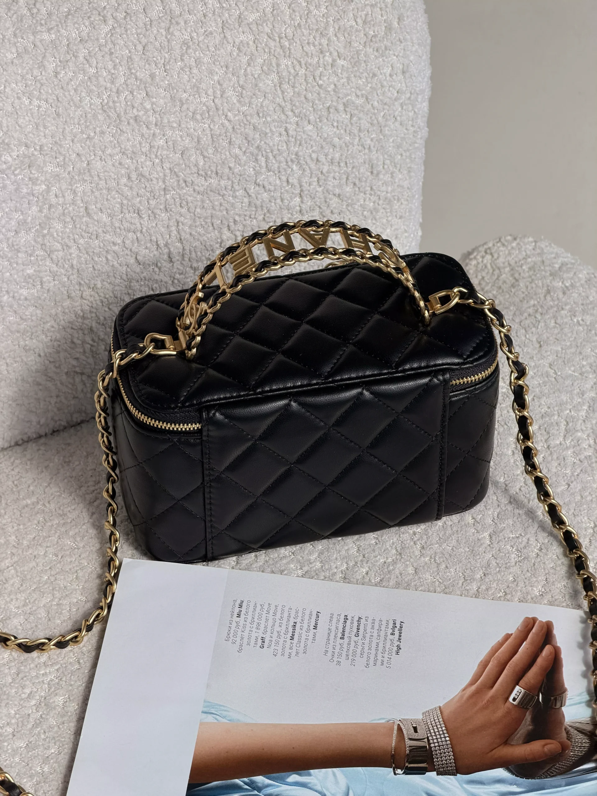 Chanel Vanity Logo Handle With Mirror чорний — изображение 3