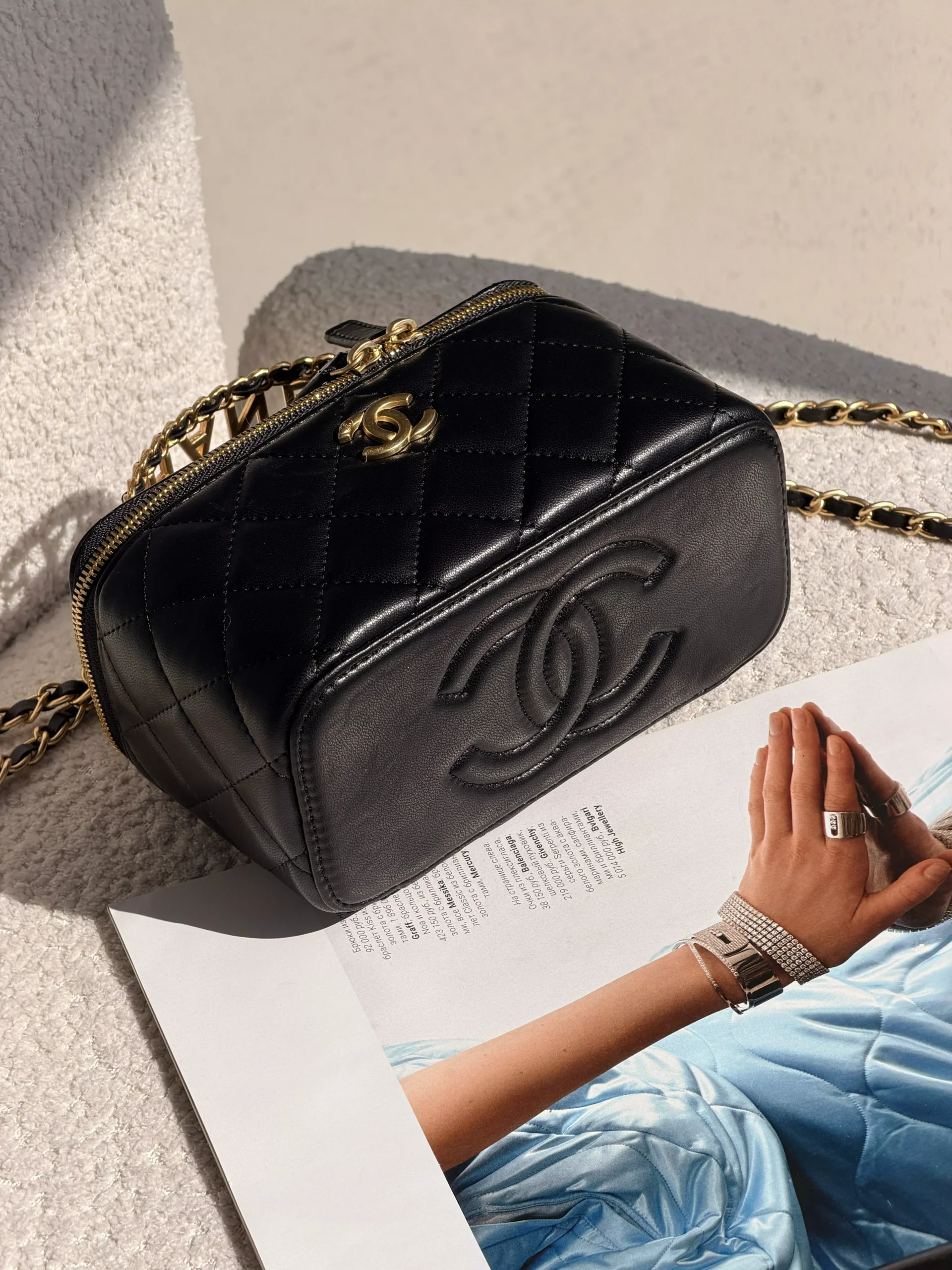 Chanel Vanity Logo Handle With Mirror чорний — изображение 5