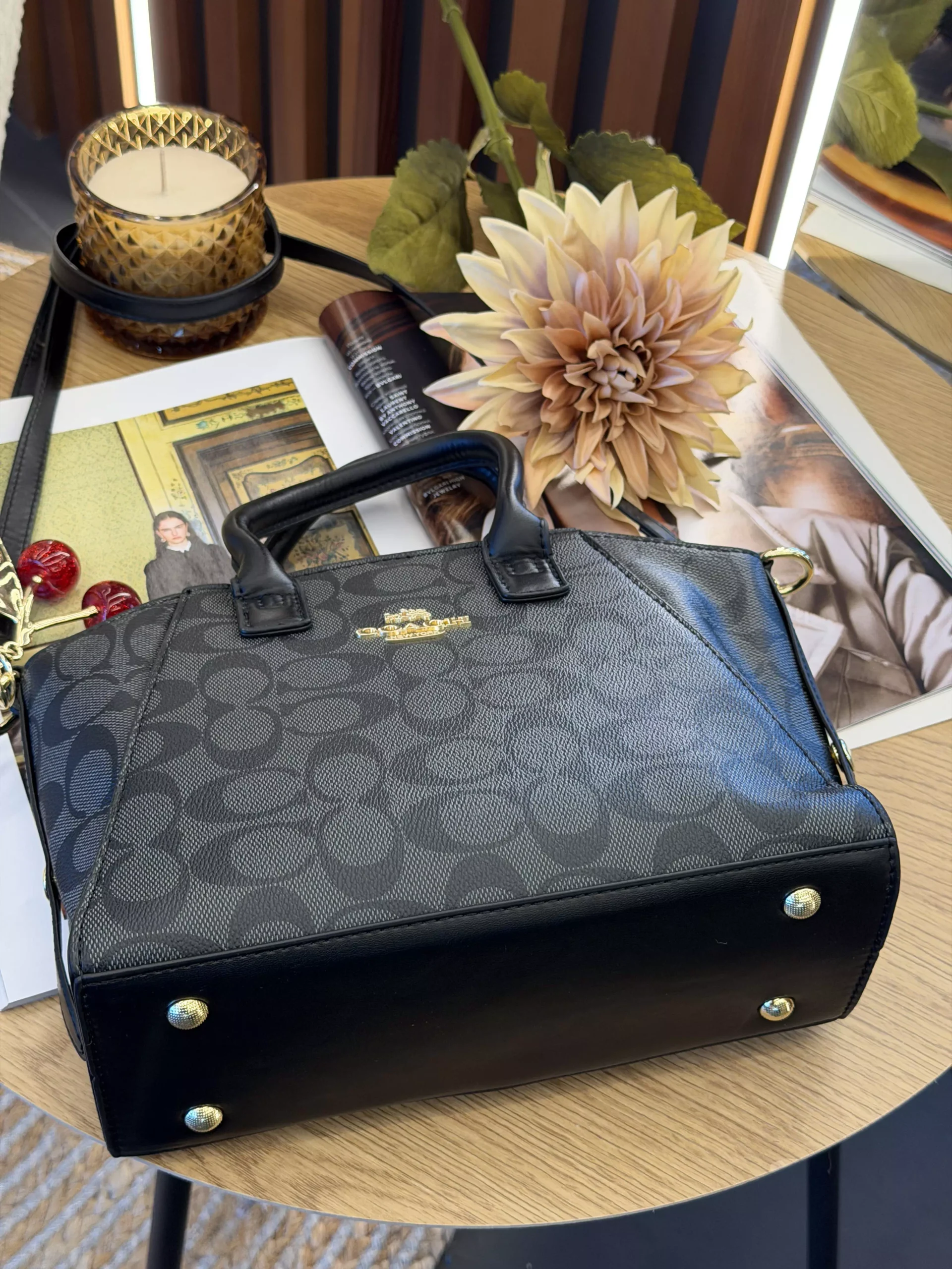 Coach Andrea Carryall Bag Mini чорний — изображение 3