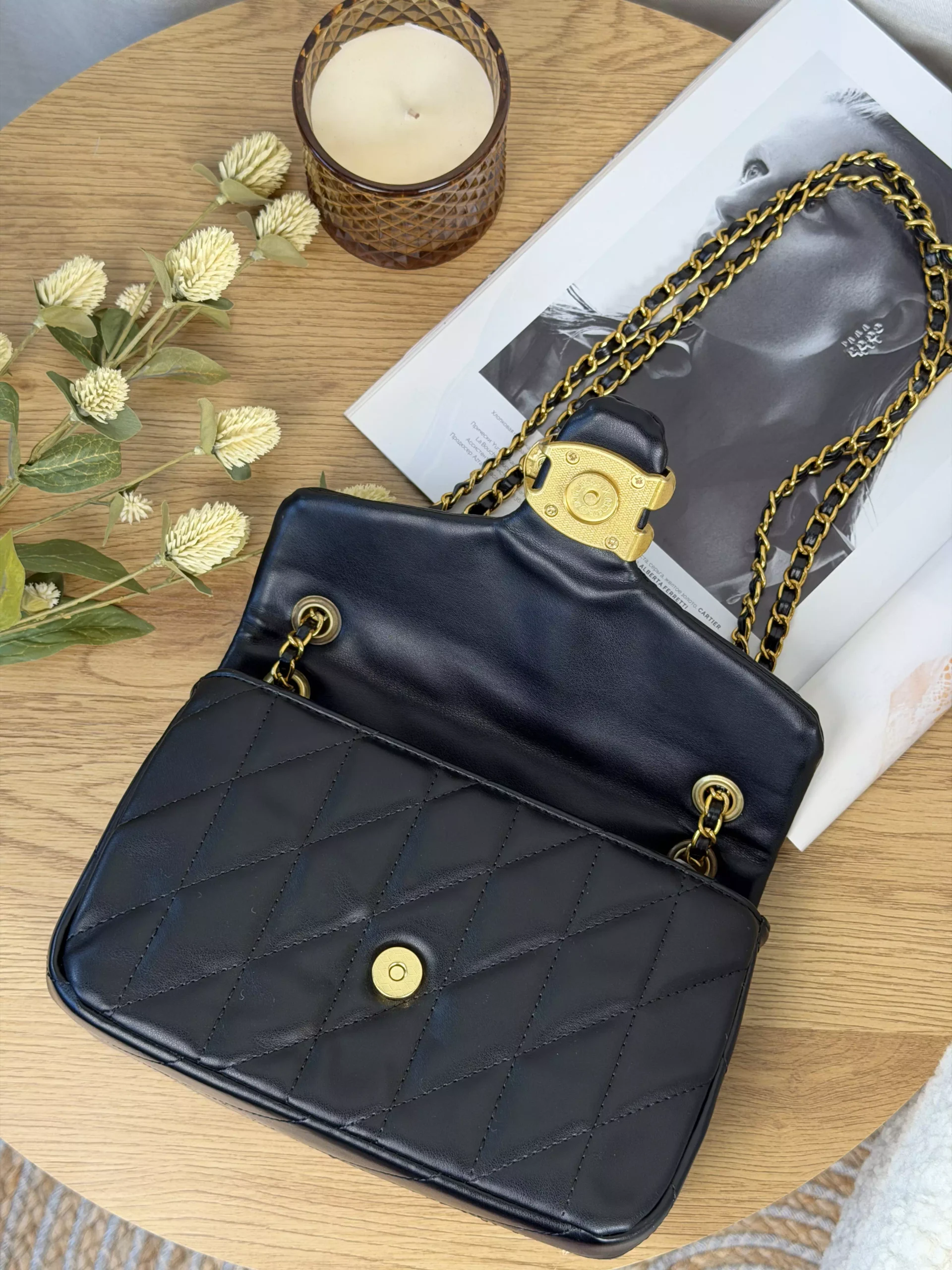 Жіноча сумка Coach Tabby Shoulder Bag 26 Pastel чорний — изображение 4