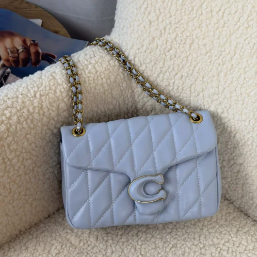 Жіноча сумка Coach Tabby Shoulder Bag 26 Pastel блакитний