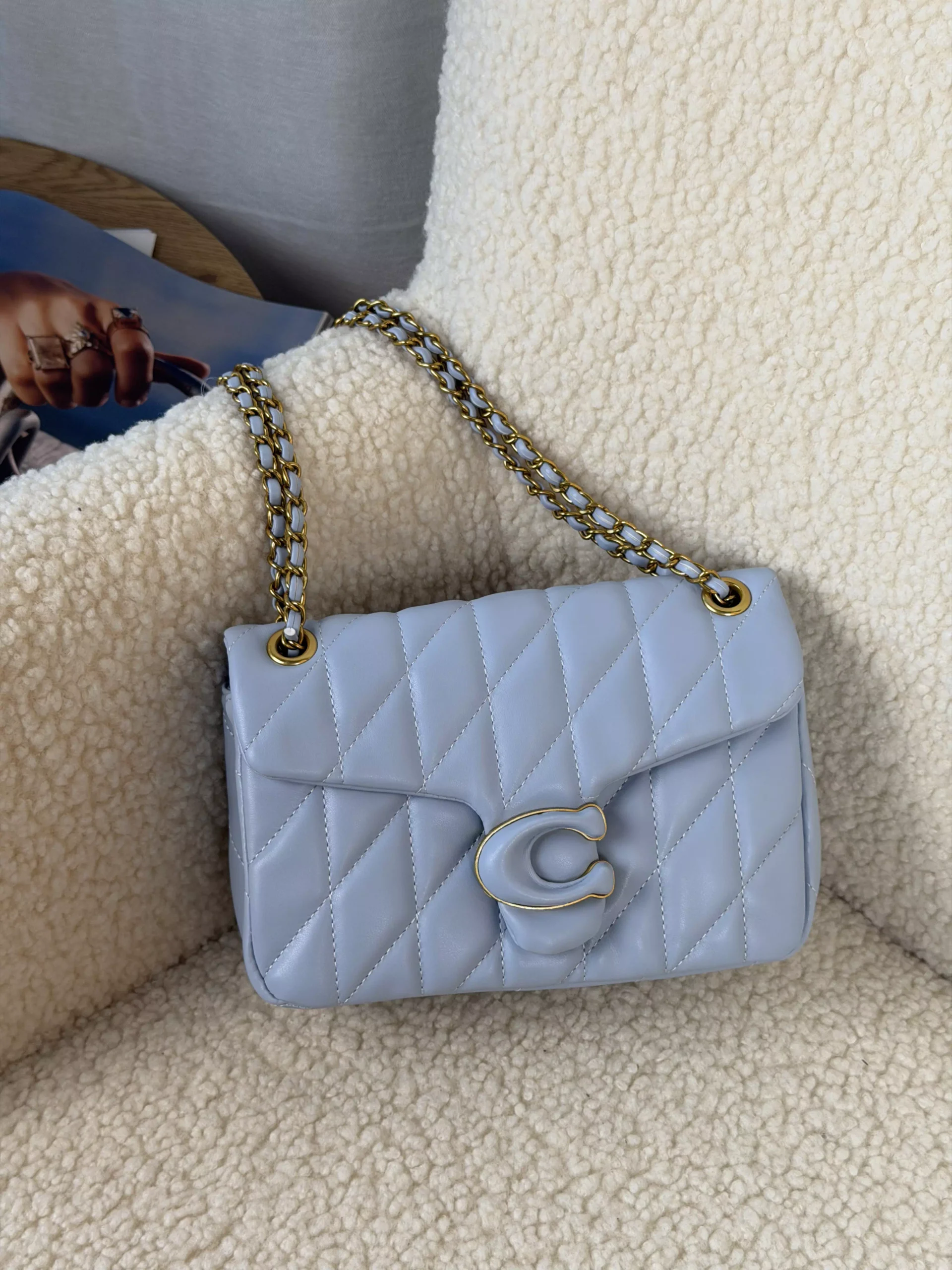 Жіноча сумка Coach Tabby Shoulder Bag 26 Pastel блакитний — изображение 2