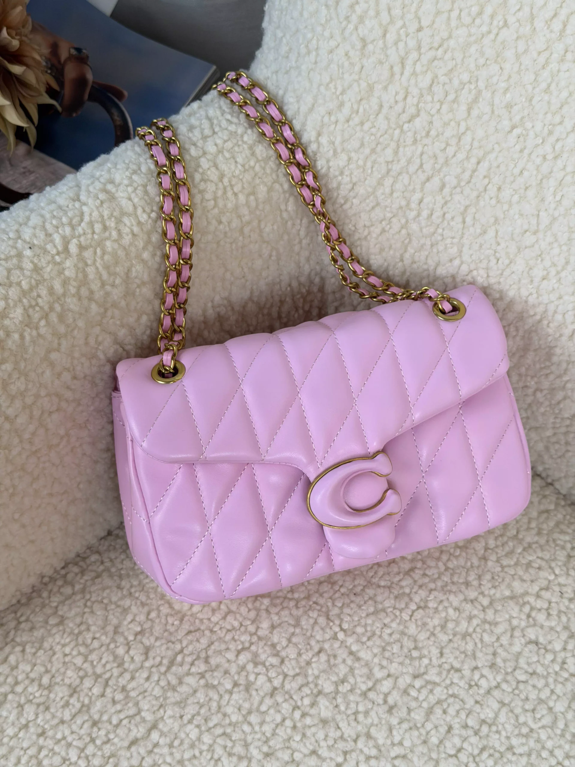 Жіноча сумка Coach Tabby Shoulder Bag 26 Pastel рожевий — изображение 2